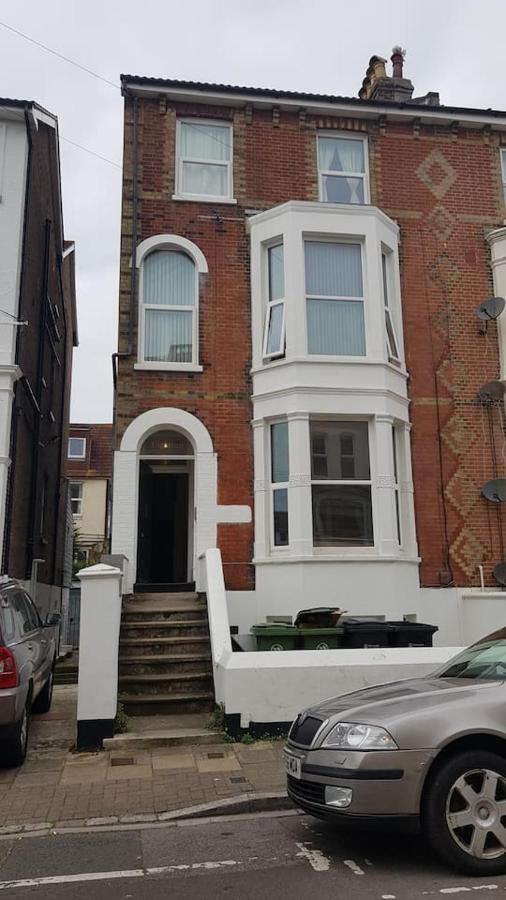 Heart Of Southsea,Near Common And Sea. Apartamento Portsmouth Exterior foto